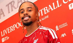 Liverpool, Fransız futbolcu Barcola'yı kadrosuna kattı