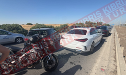 Haspolat'ta dört aracın karıştığı trafik kazası