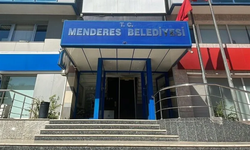 Menderes Belediyesine operasyon: 13 gözaltı