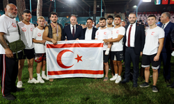 Öztürkler aba güreşi finallerinde