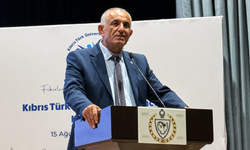 Çavuşoğlu: “Kıbrıs Türk Üniversite Öğrencileri Kongresi’nde ortaya çıkacak sonuç ve önerileri merakla bekliyoruz”