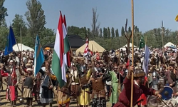 KKTC Bayrağı Macaristan’da Gururla Dalgalandı