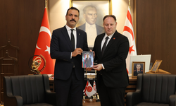 Öztürkler, Kaya’yı kabul etti