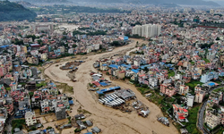 Nepal'de meydana gelen selde hayatını kaybedenlerin sayısı 95'e yükseldi