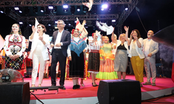Yeniboğaziçi Pulya ve Uluslararası Halk Dansları festivalleri başladı