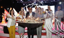Cumhurbaşkanı Erhürman, Yeniboğaziçi ve Serdarlı’da düzenlenen festivallere katıldı