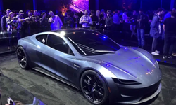 Tesla Roadster 1 Ekim'de tanıtılacak
