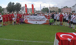 Cumhuriyet Meclisi ile TBMM'den spor ambargolarına karşı dostluk maçı