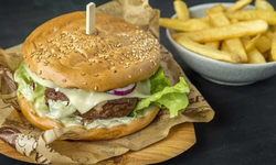 Fast food devleri müşteri çekmek için geçmişe dönüyor