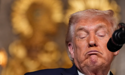 Trump: Hürmüz Boğazı'nın adı Trump Boğazı olsun