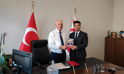 Zorlu Töre’ye Kitap Takdimi
