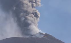 Etna Ulaşımı Aksattı