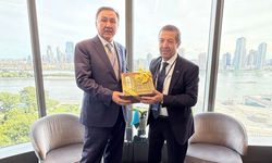 Ertuğruloğlu Ömüraliyev’le Görüştü