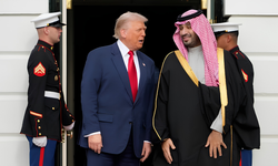 Trump, Husilere Hava Saldırısı Düzenleme Kararını Erteledi