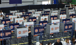 UBP MİLLETVEKİLİ ADAY BELİRLEME VE SIRALAMA SEÇİMİ’NDE OYLAMA SÜRÜYOR
