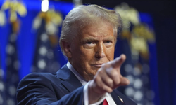 Trump "Süper zeka" yerine "Yapay zeka" terimini kullananları "düşman" ilan etti