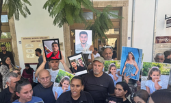 Gemi faciasında yakınlarını kaybeden aileler Girne Mahkemesi önünde adalet taleplerini yineledi
