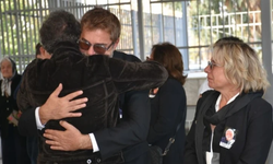 Oyuncu Engin Altan Düzyatan'ın babası son yolculuğuna uğurladı