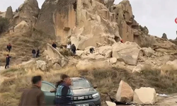 Son dakika... Kapadokya'da peribacası çöktü: Ölü ve yaralılar var