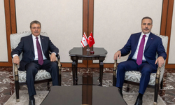 Başbakan Üstel, Hakan Fidan ile görüştü