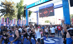 Lefkoşa Maratonu'nda 4 kilometrelik Halk Koşusu başladı