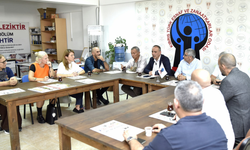 Harmancı, esnaf ve ticaret odalarını ziyaret etti