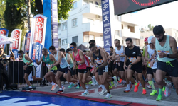 Ülker Lefkoşa Yarı Maratonu’nda heyecan 21 kilometre koşusu ile başladı