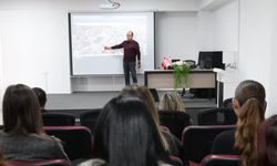 Lefkoşa Maratonu öncesinde öğrencilere görev eğitimi düzenlendi