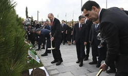 Türk Devletleri liderleri, Medeniyet Parkı’nda bir araya gelerek fidan dikti