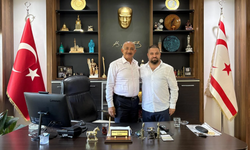 Kıbrıs Türk Kuaförler Birliği Başkan Adayı Umut Tütüncü’den Kemal Altuncuoğlu’na ziyaret