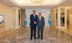 Tahsin Ertuğruloğlu, TDT’nin düzenlediği resepsiyonda yer aldı