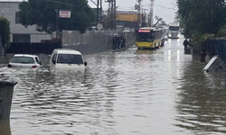 İstanbul'da hayat durdu: Yarın okullar tatil, motosiklet kullanımı yasak, bazı vapur seferleri iptal