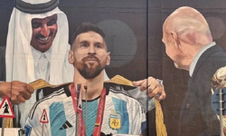 Messi'nin Dünya Kupası zaferi Katar'da dev duvar resmiyle ölümsüzleştirildi
