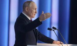 Putin, Elon Musk ile uydu konusunda temas halinde olduklarını söyledi