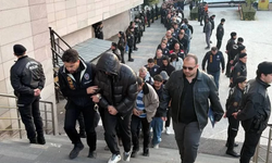 Türkiye'de 7,1 milyar liralık yasa dışı bahis vurgunu yapıldı: 78 şüpheli tutuklandı