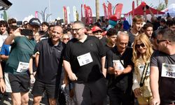HARMANCI: “BU TOPLUMUN EN BÜYÜK GÜZELLİĞİ ZOR ZAMANLARDA BİRBİRİNE SARILMASIDIR”