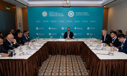 "Türk Dünyası Diyalog Forumu" kapsamında yapay zekânın sınamaları tartışıldı