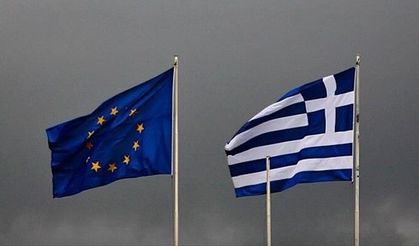 Yunanistan Savunma Bakanı Dendias: “Yunanistan’ın en büyük güvencesi AB üyeliği”