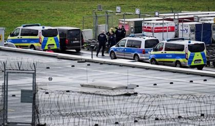 Hamburg Havalimanı'nda güvenlik gerekçesiyle tüm kalkışlar durduruldu