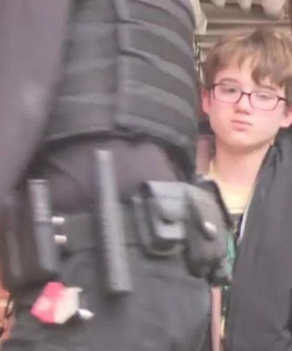 11 yaşındaki çocuk babasını katletti! Sebebi ise bir o kadar korkunç