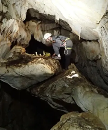 Beşparmak Dağları’ndaki Gizemli Mağara: 300 Metrelik Derinlikte Tarih ve Doğa Buluşuyor