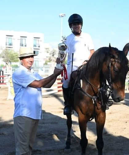 Tunaç Atlı Spor Kulübü’nde şampiyonlar belli oldu, engel atlamada heyecan doruğa çıktı