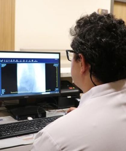 Gaziantep’te aort yırtığı olan hastaya 90 santimetrelik yapay damar takıldı