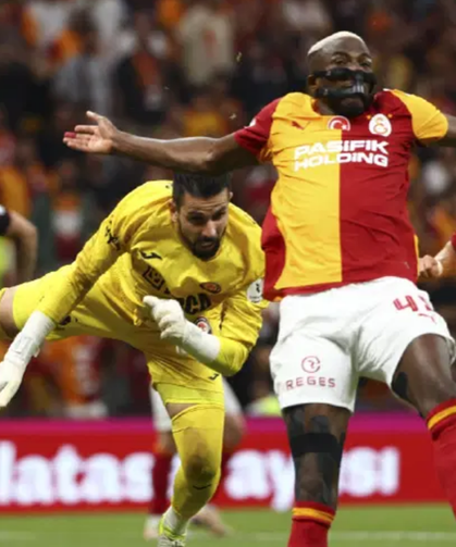 2 gol yedi ama Galatasaray-Çorum FK maçına damga vurdu