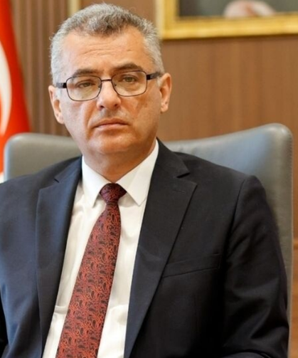 Karma oy yasasını Meclis'e iade etti