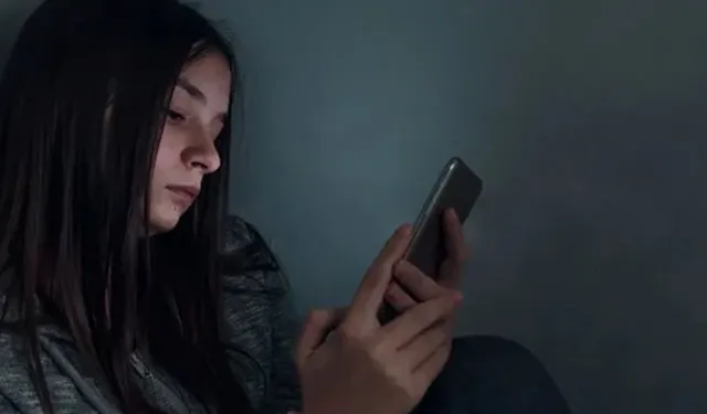 Akıllı telefon bağımlısı çocuklarda psikoz riski daha yüksek