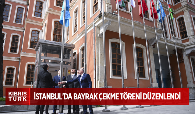Türk Devletleri Teşkilatının yenilenen bayrağı nedeniyle İstanbul'da bayrak çekme töreni düzenlendi