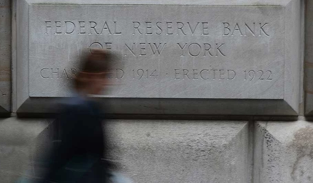 Fed, politika faizini beklentiler dahilinde 25 baz puan düşürdü