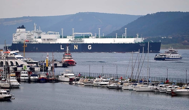 ekonomi Avrupa’nın LNG terminali yatırımları, gaz talebindeki düşüşle yavaşlıyor