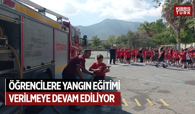 Öğrencilere yangın eğitimi verilmeye devam ediliyor